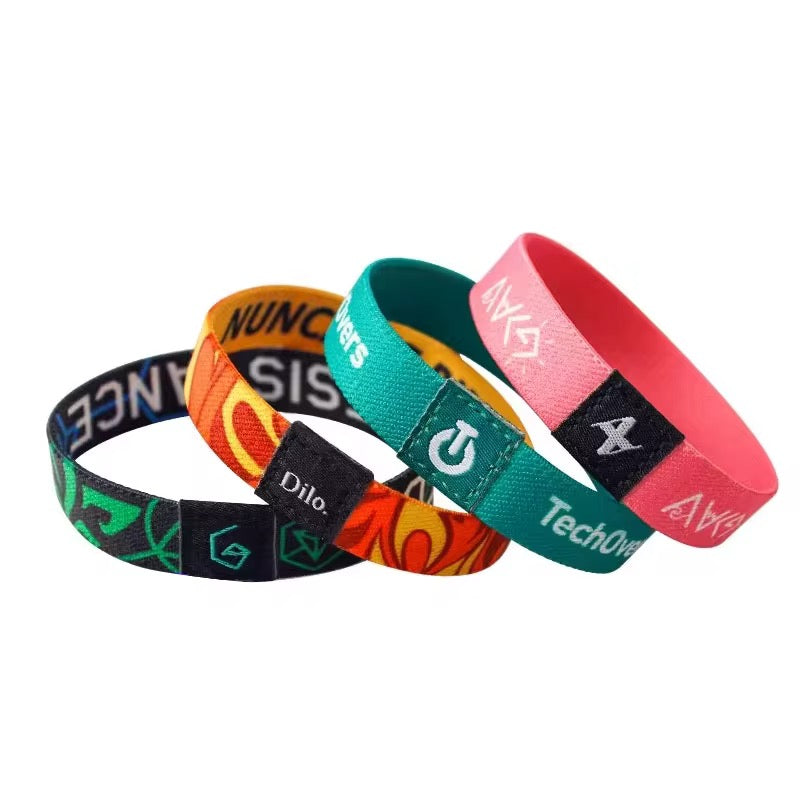 RFID Silicone Wristband with NXP NTAG213 NFC Chip UAE | Waterproof RFID Wristband | NEOTECH® UAE